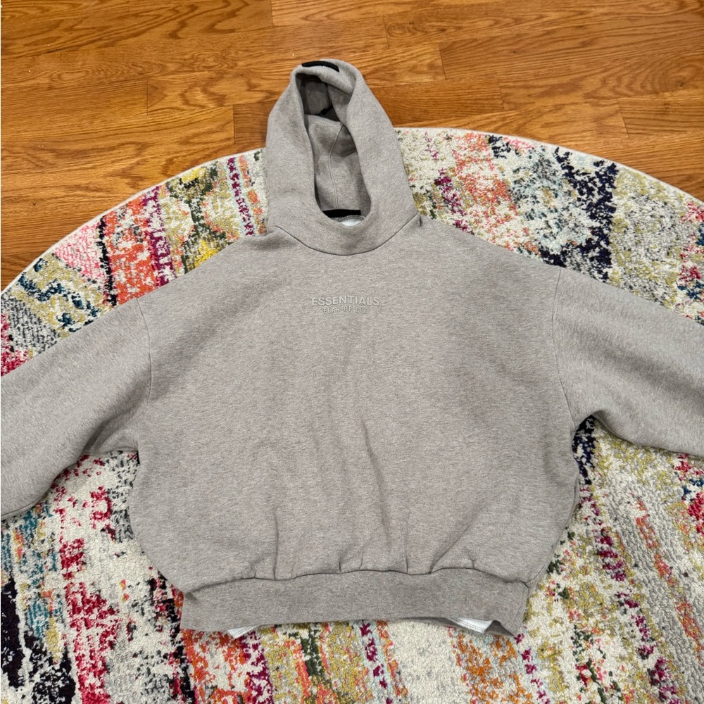 Gray essentials fear of god sweater like new size xs